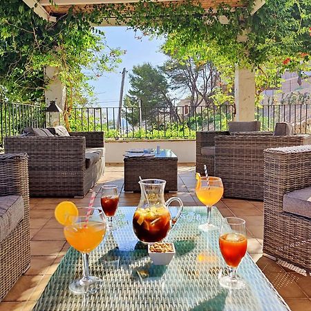 Boutique Hotel Oriola Cala de Sant Vicenc Eksteriør billede