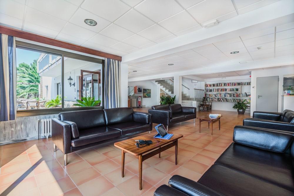 Boutique Hotel Oriola Cala de Sant Vicenc Eksteriør billede