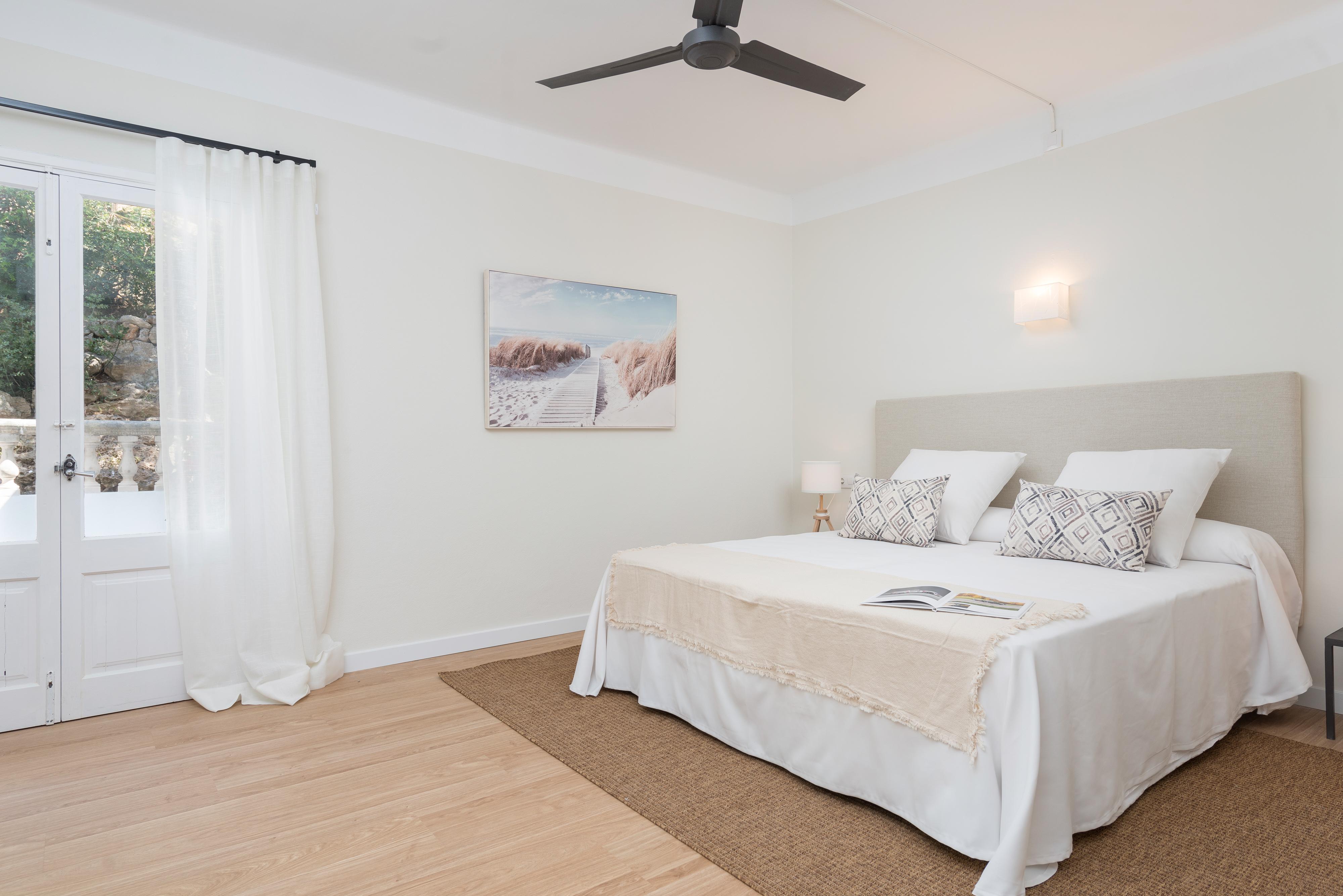 Boutique Hotel Oriola Cala de Sant Vicenc Eksteriør billede