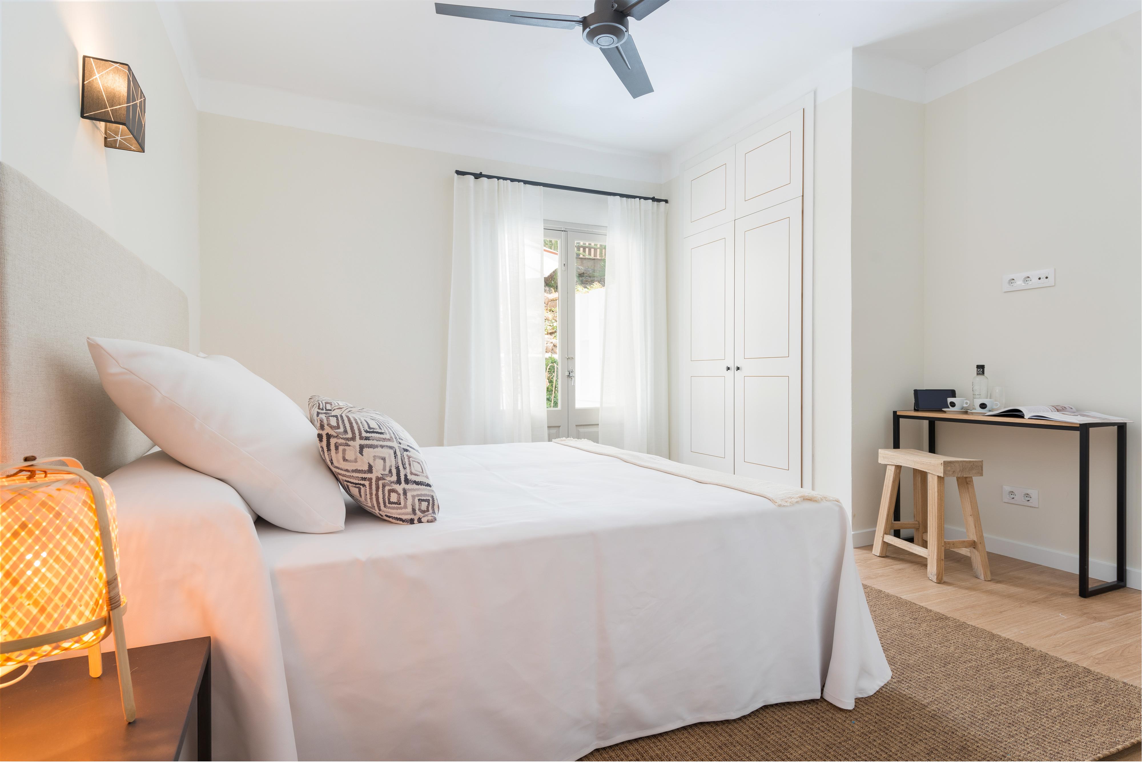 Boutique Hotel Oriola Cala de Sant Vicenc Eksteriør billede