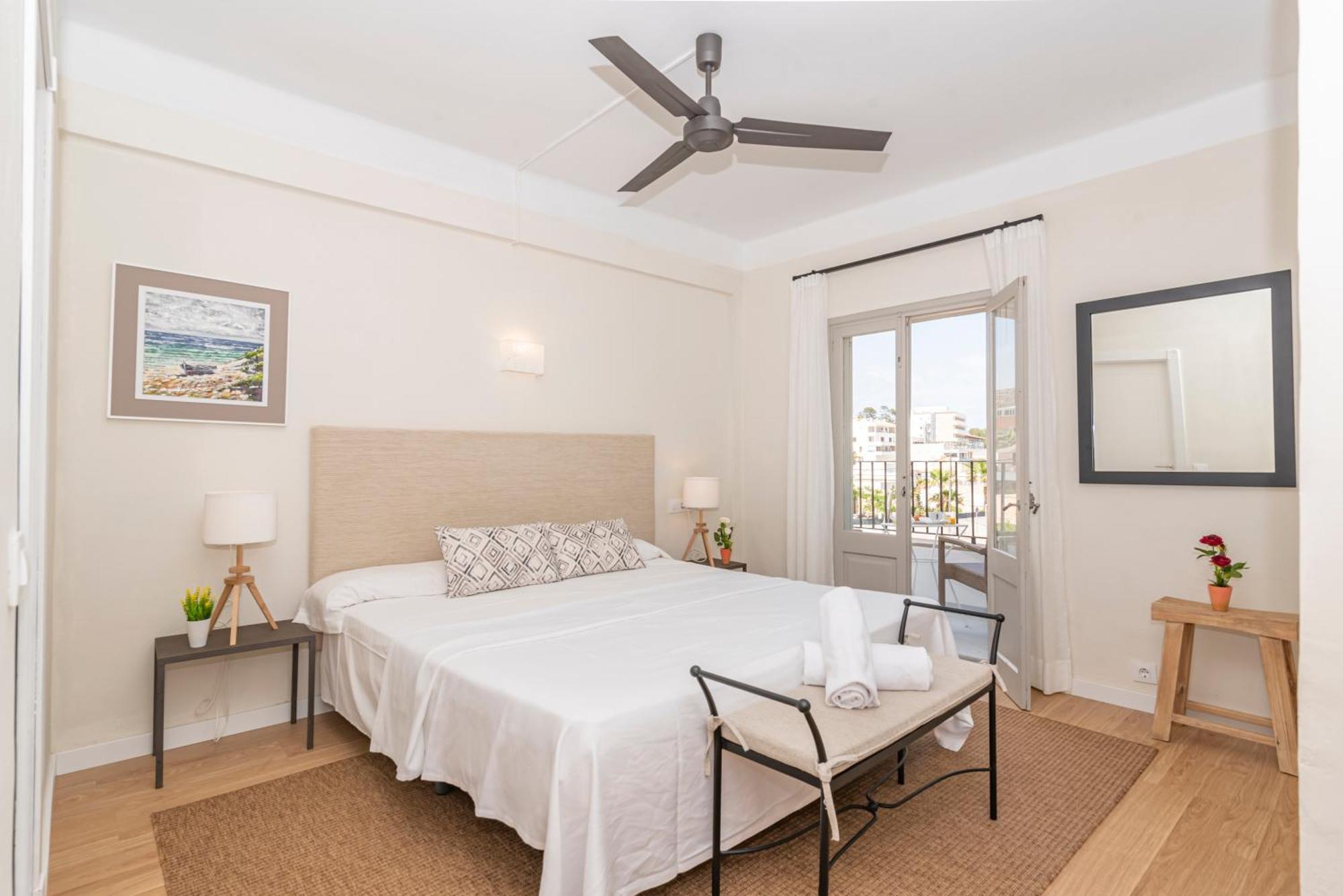 Boutique Hotel Oriola Cala de Sant Vicenc Eksteriør billede