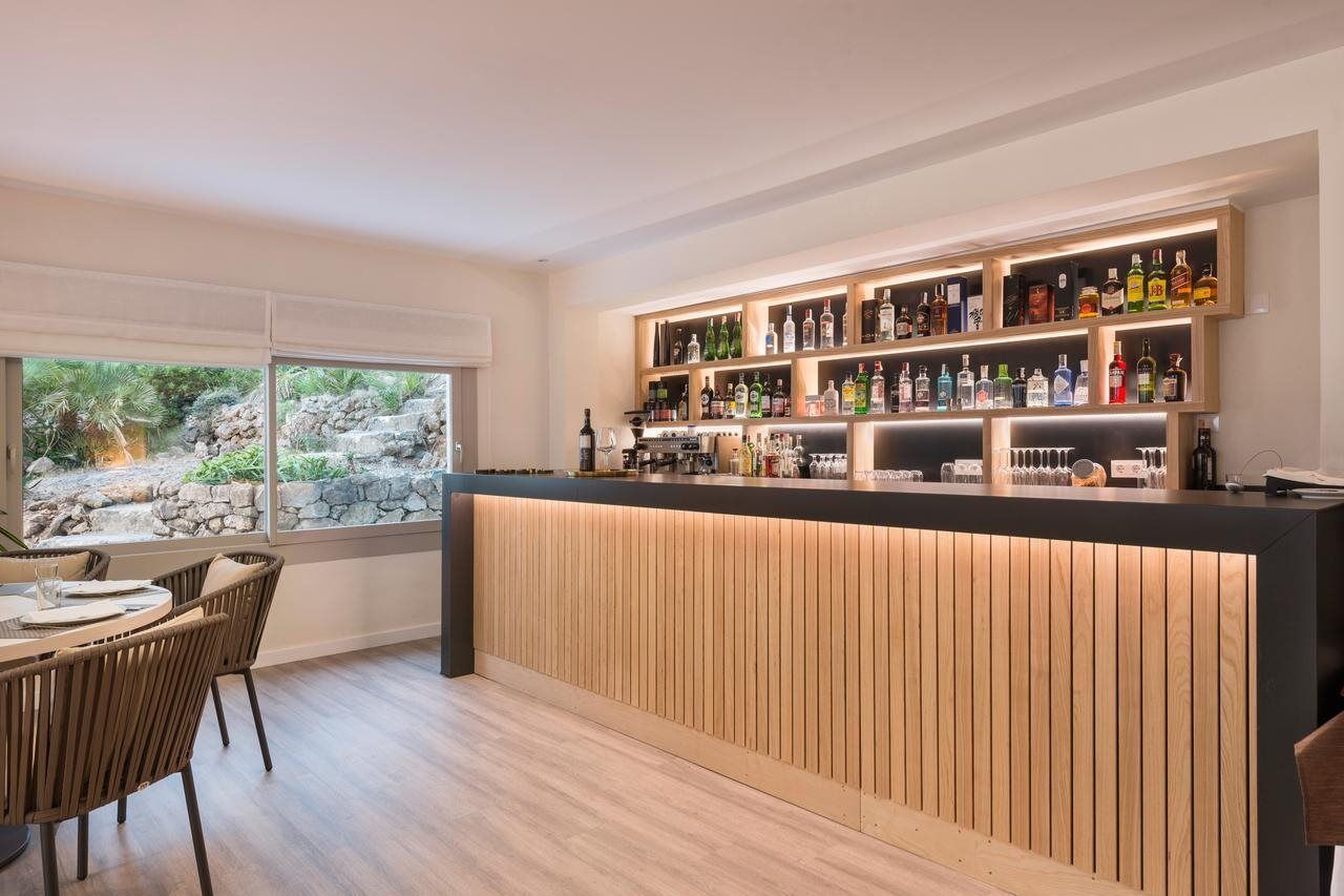 Boutique Hotel Oriola Cala de Sant Vicenc Eksteriør billede